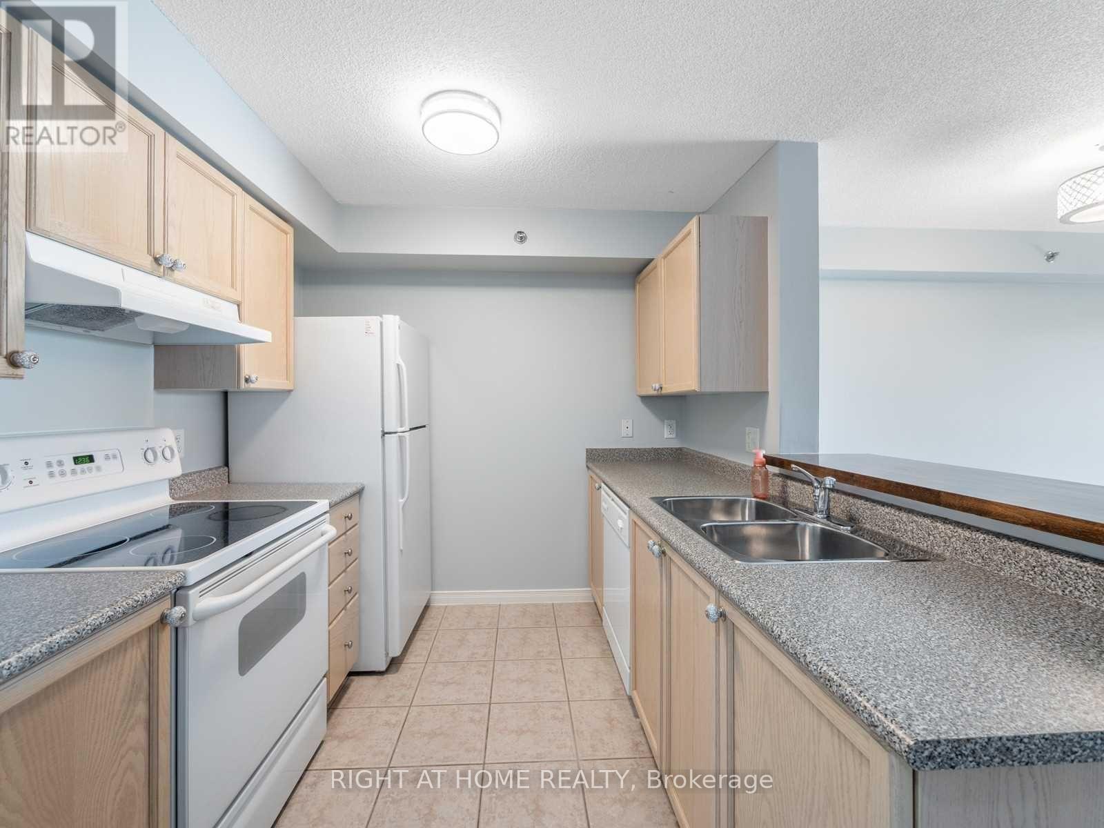 407 - 684 Warden Avenue, Toronto, Ontario  M1L 4W4 - Photo 14 - E12805830