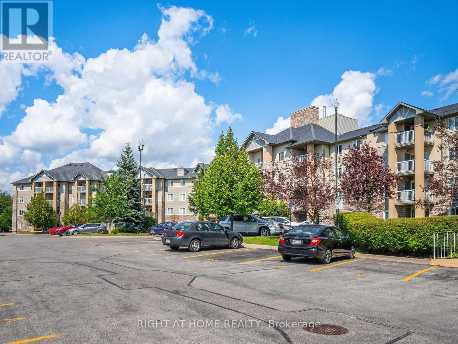 407 - 684 Warden Avenue, Toronto, Ontario  M1L 4W4 - Photo 3 - E12805830