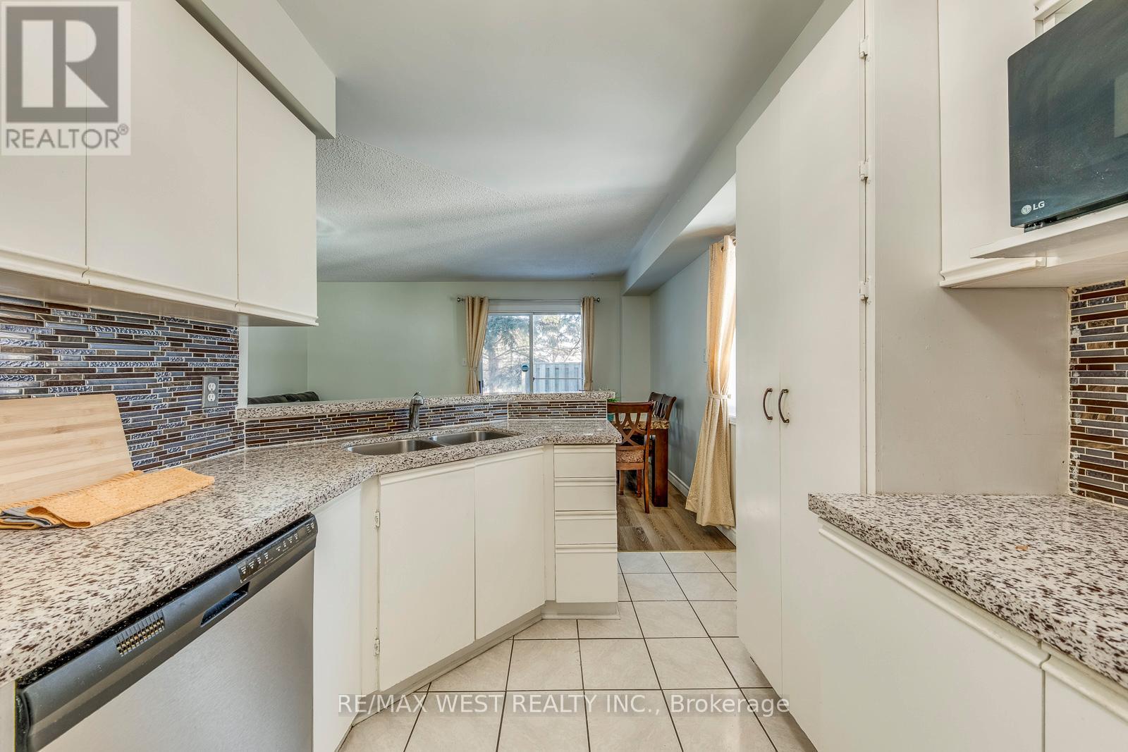 153 - 99 Bristol Road E, Mississauga, Ontario  L4Z 3P4 - Photo 20 - W12795740