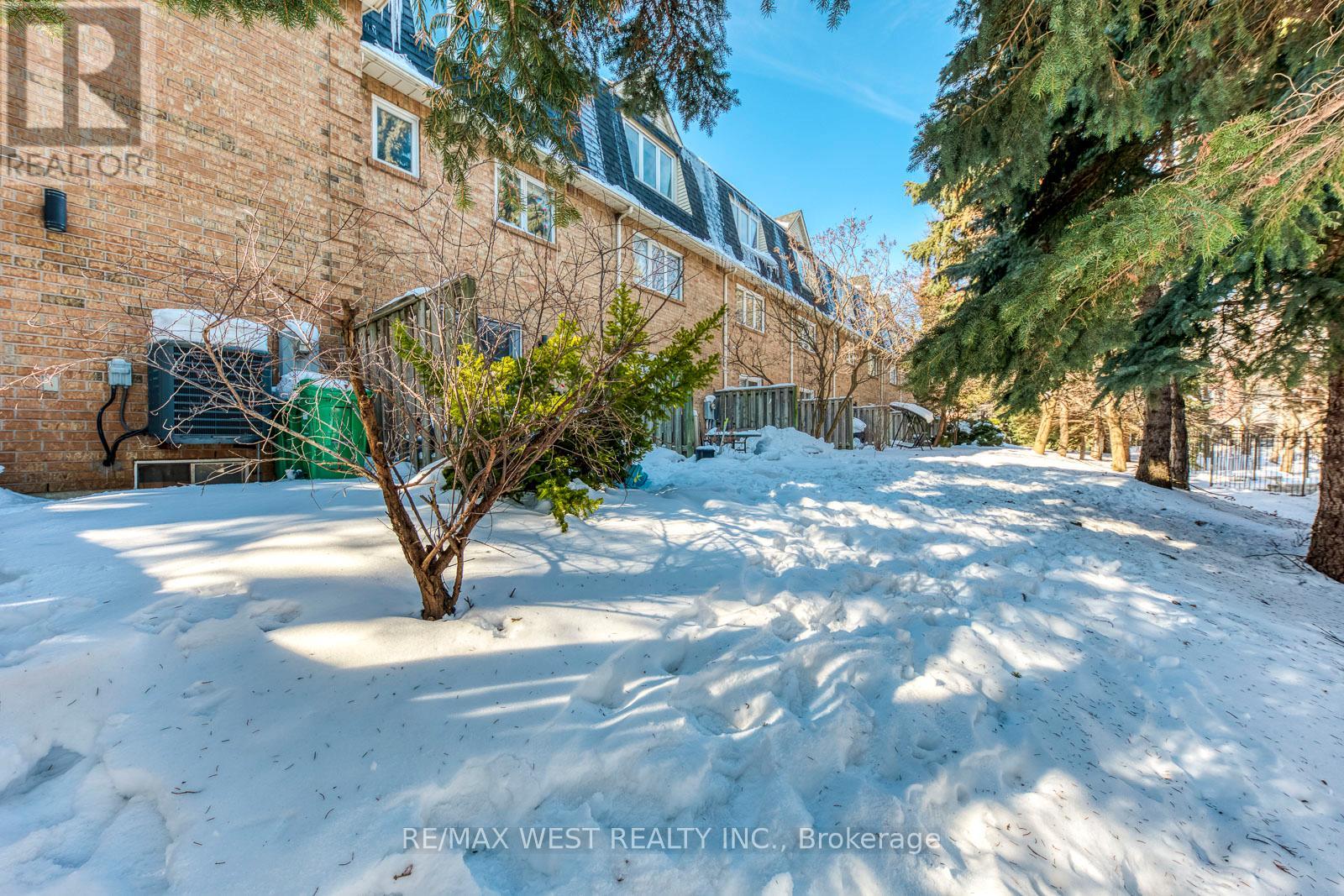 153 - 99 Bristol Road E, Mississauga, Ontario  L4Z 3P4 - Photo 44 - W12795740