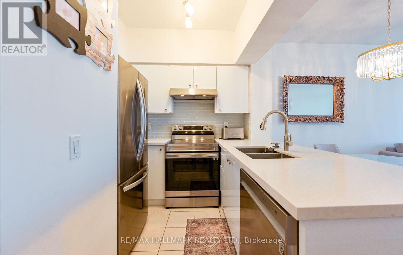 1016 - 350 Red Maple Road, Richmond Hill, Ontario  L4C 6P5 - Photo 21 - N12805740