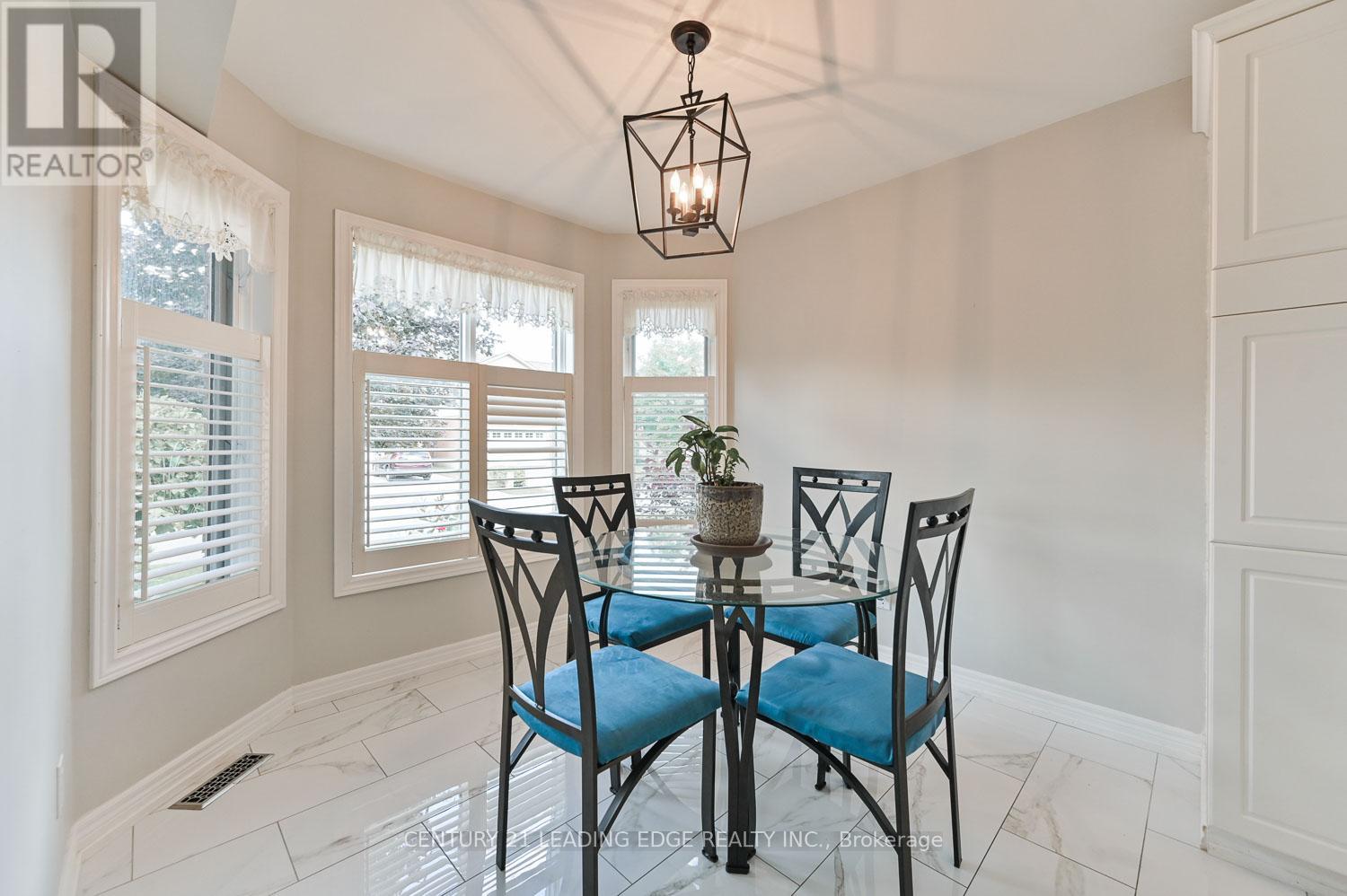 52 Bella Vista Trail, New Tecumseth, Ontario  L9R 2C6 - Photo 17 - N12805860