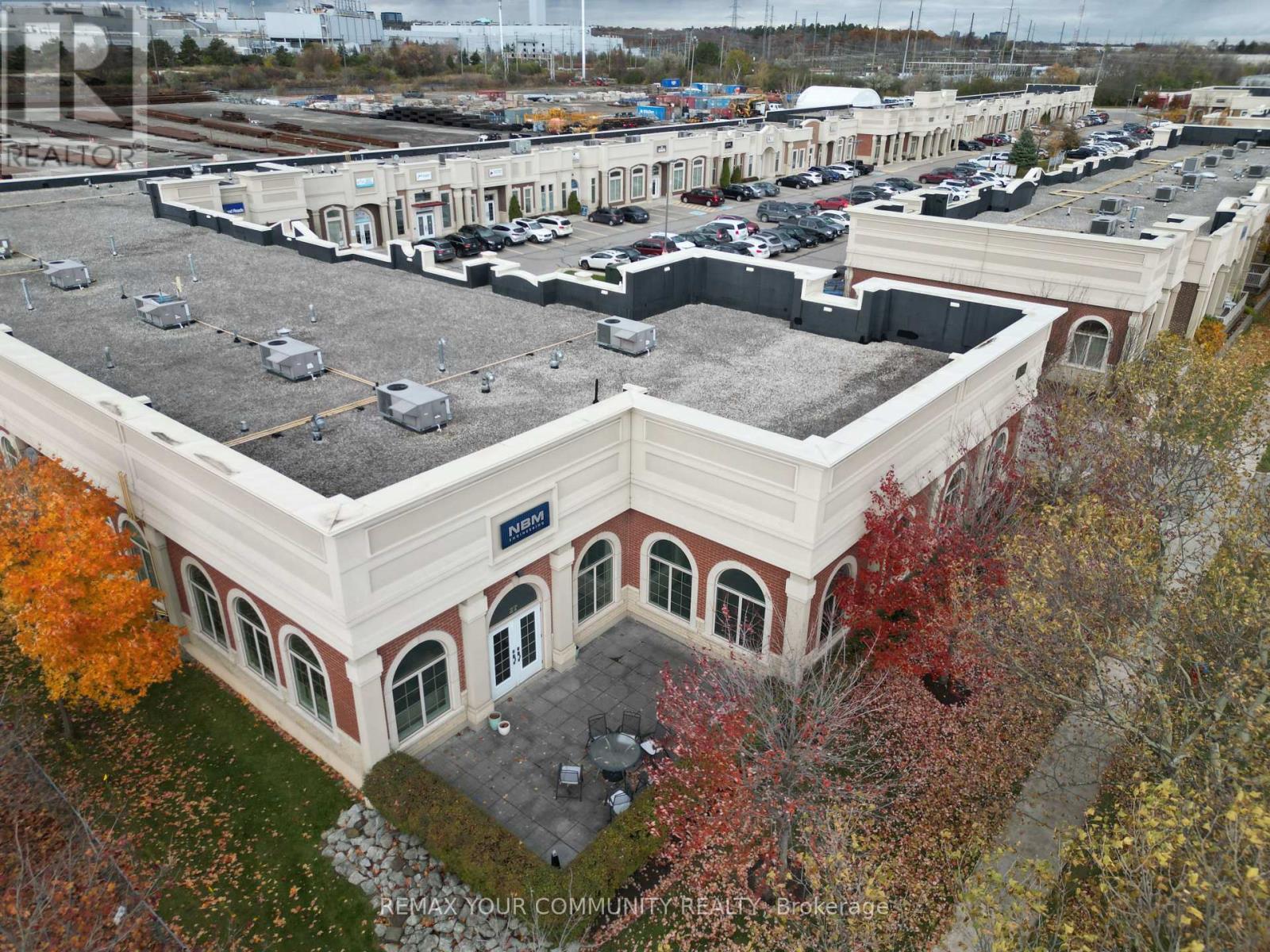 27 - 1525 Cornwall Road, Oakville, Ontario  L6J 0B2 - Photo 2 - W12805720