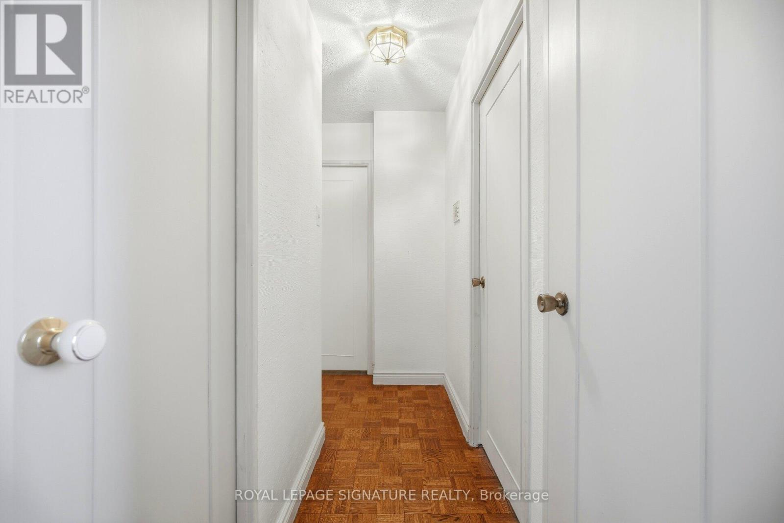 A21 - 296 Mill Road, Toronto, Ontario  M9C 4X8 - Photo 31 - W12805768