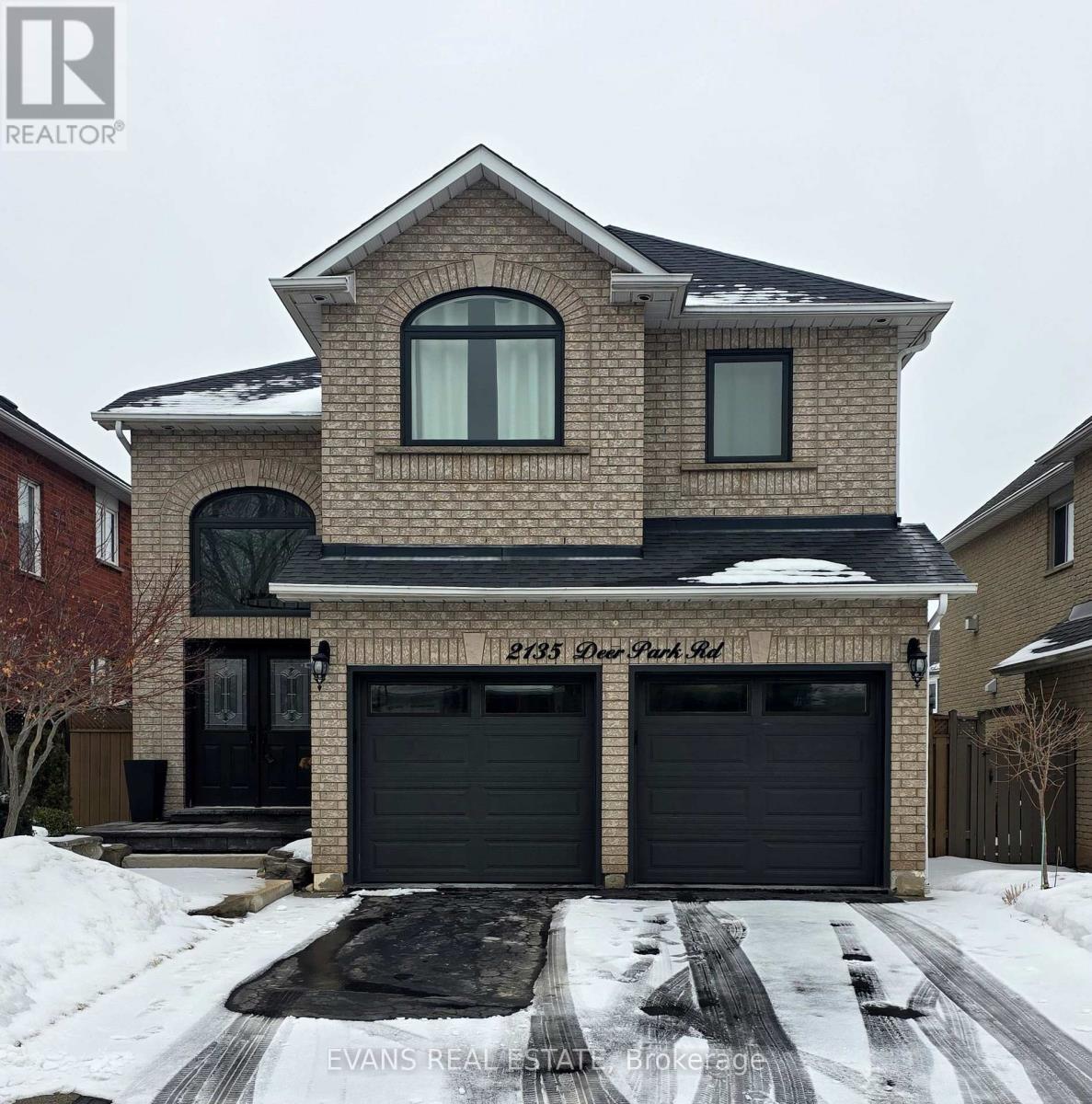 2135 DEER PARK ROAD, Oakville, Ontario