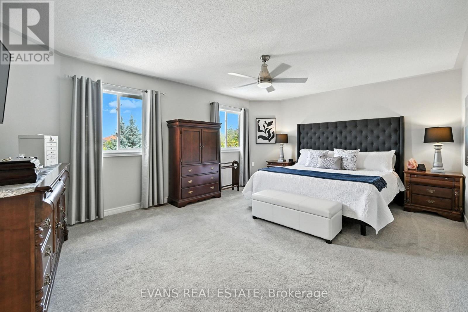 2135 Deer Park Road, Oakville, Ontario  L6M 3X4 - Photo 22 - W12805774