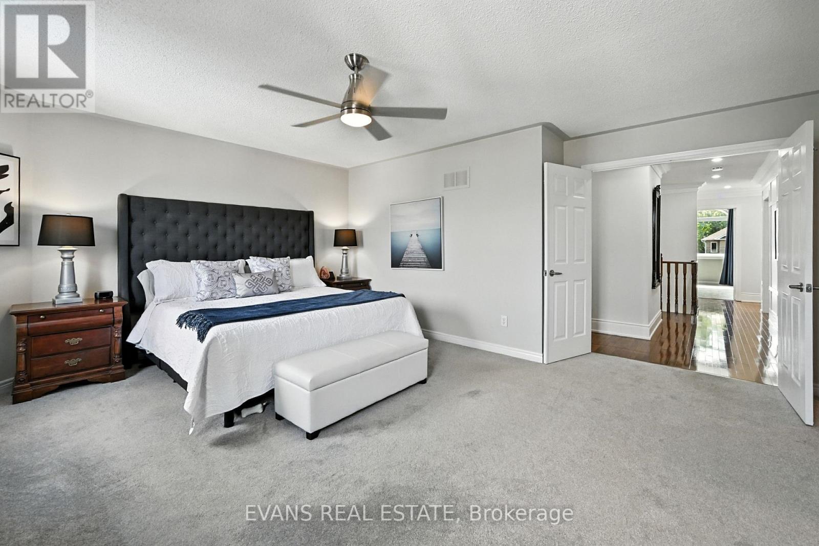 2135 Deer Park Road, Oakville, Ontario  L6M 3X4 - Photo 23 - W12805774