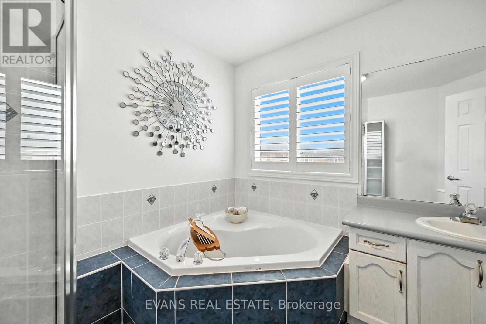 2135 Deer Park Road, Oakville, Ontario  L6M 3X4 - Photo 25 - W12805774