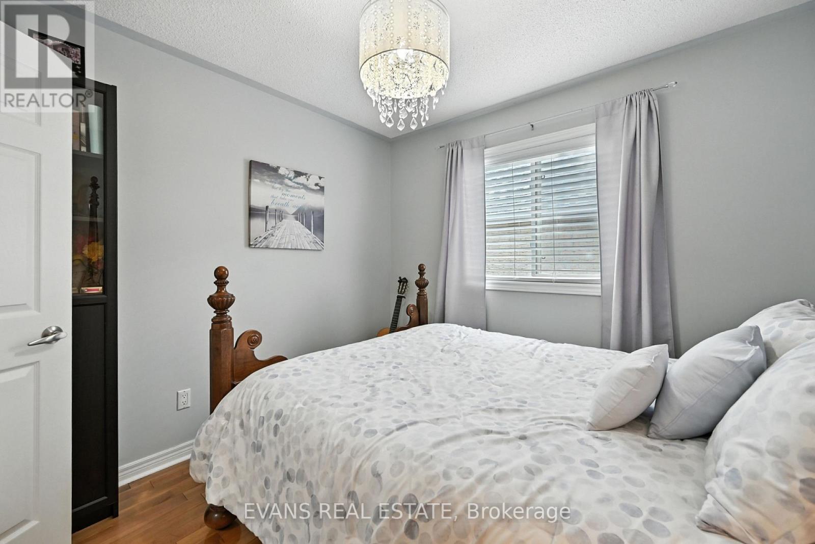 2135 Deer Park Road, Oakville, Ontario  L6M 3X4 - Photo 26 - W12805774