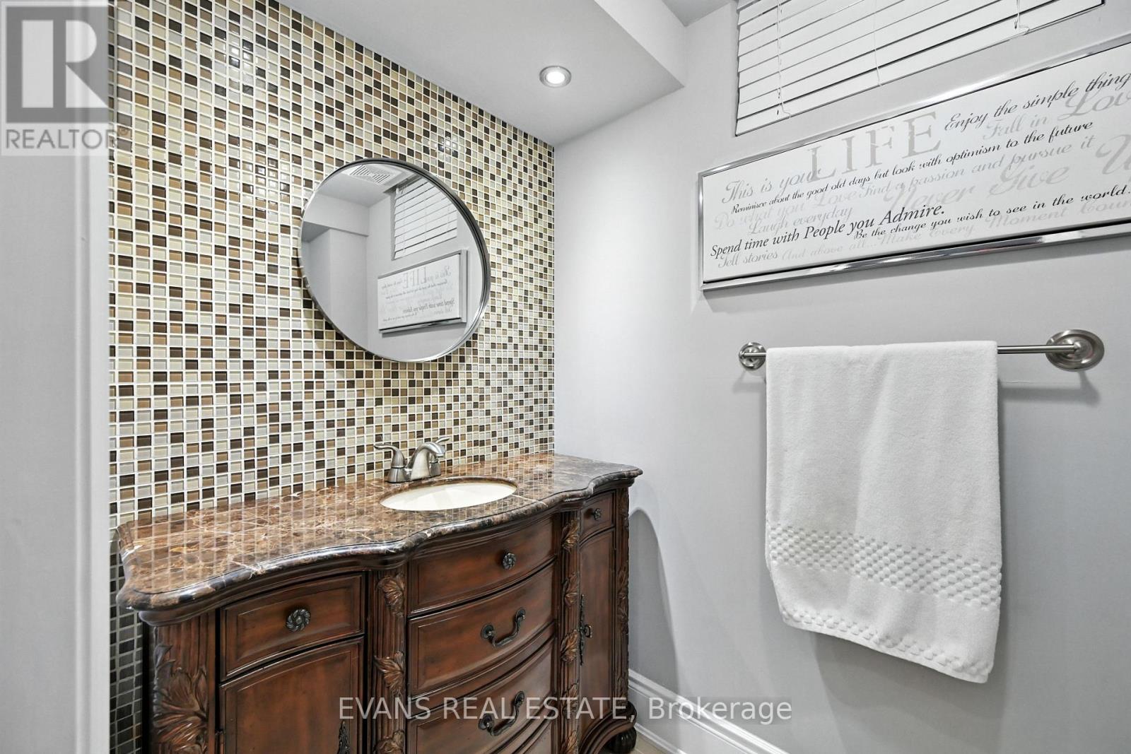 2135 Deer Park Road, Oakville, Ontario  L6M 3X4 - Photo 37 - W12805774