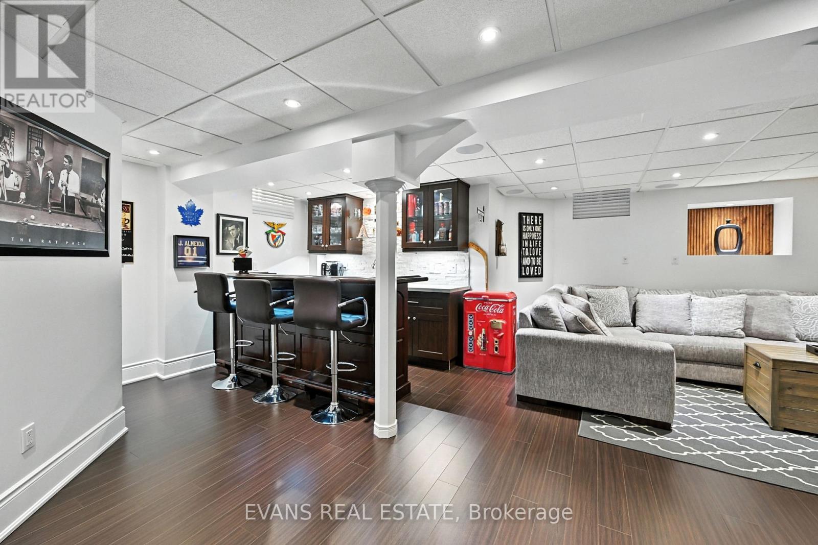 2135 Deer Park Road, Oakville, Ontario  L6M 3X4 - Photo 5 - W12805774