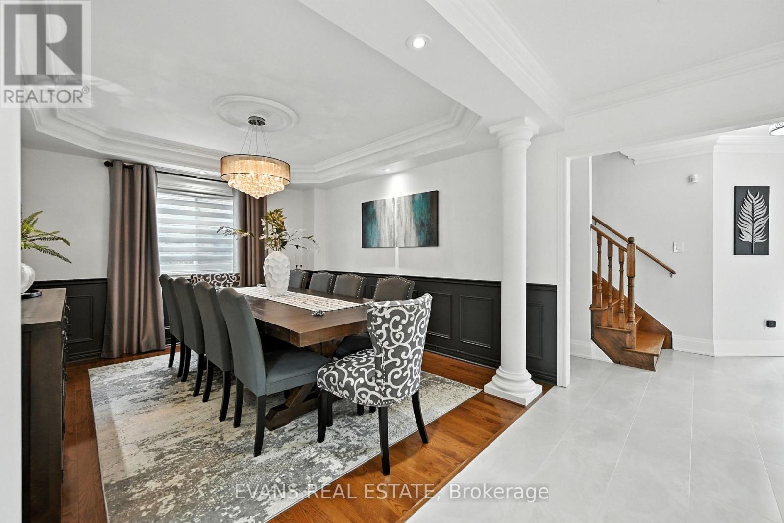 2135 Deer Park Road, Oakville, Ontario  L6M 3X4 - Photo 9 - W12805774