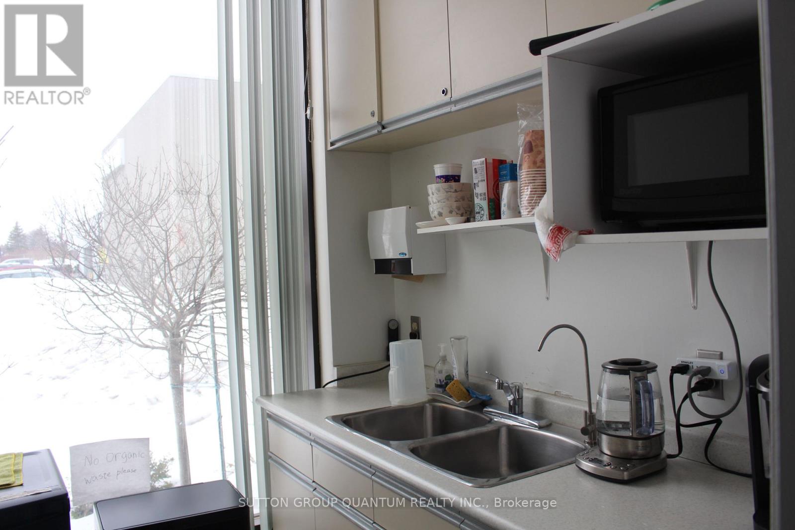 2239 Winston Park Drive, Oakville, Ontario  L6H 5R1 - Photo 14 - W12805812