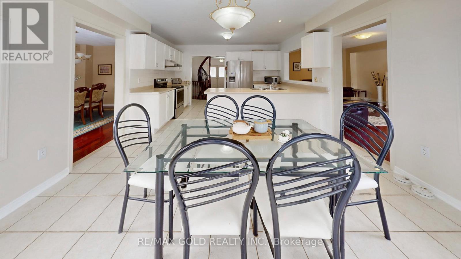 5 Sir David Place, Brampton, Ontario  L7A 2E4 - Photo 23 - W12805846