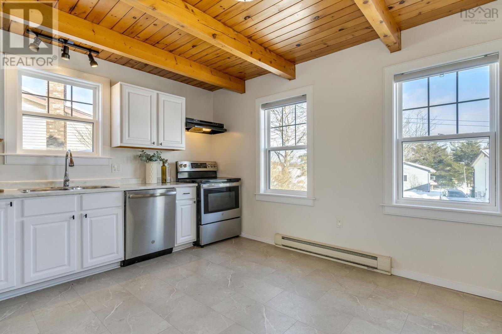 49/51 Ascot Way, Lower Sackville, Nova Scotia  B4E 2J1 - Photo 11 - 202603127