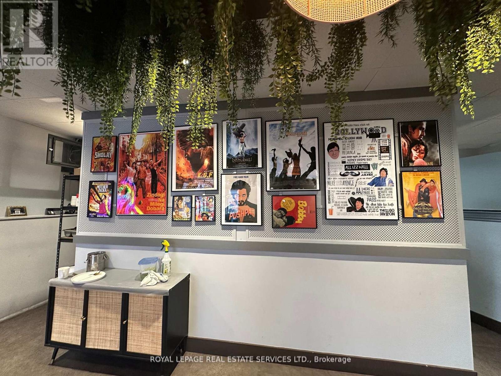 5470 & 5480 Victoria Avenue, Niagara Falls, Ontario L2G 3L2 - Photo 5 - X12805770