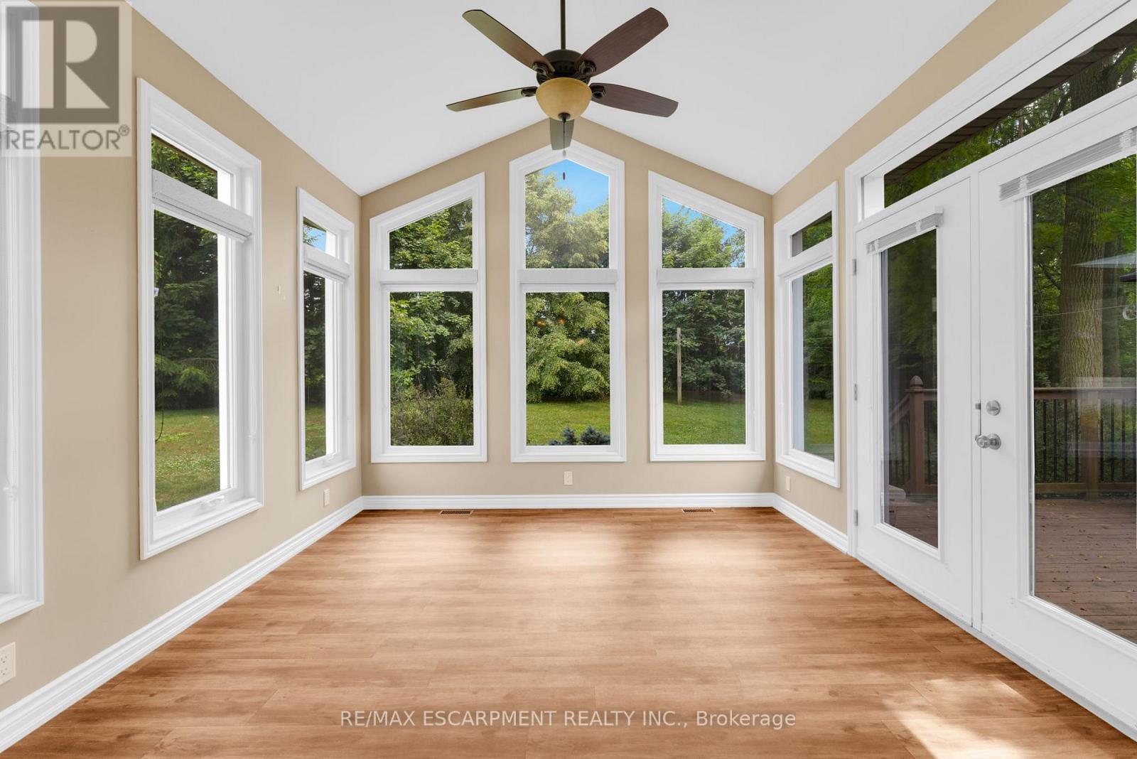 28 Maplewood Court, Haldimand, Ontario  N1A 3G8 - Photo 20 - X12805818