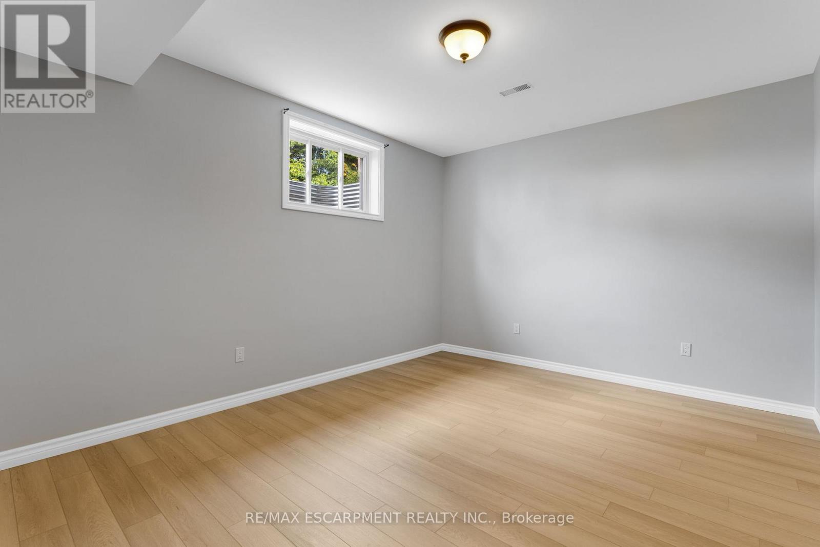 28 Maplewood Court, Haldimand, Ontario  N1A 3G8 - Photo 39 - X12805818