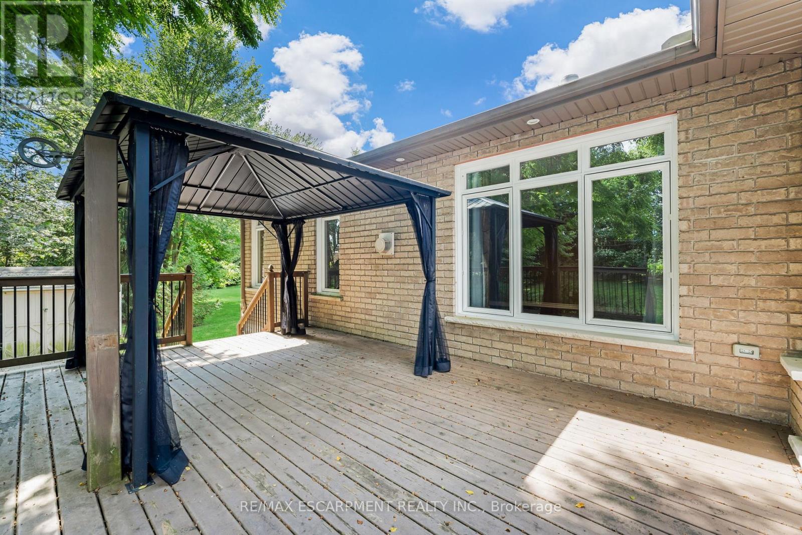 28 Maplewood Court, Haldimand, Ontario  N1A 3G8 - Photo 43 - X12805818