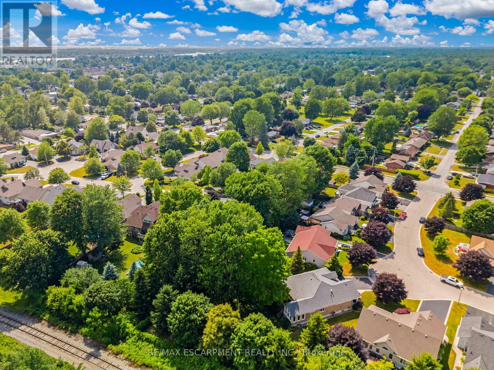 28 Maplewood Court, Haldimand, Ontario  N1A 3G8 - Photo 50 - X12805818