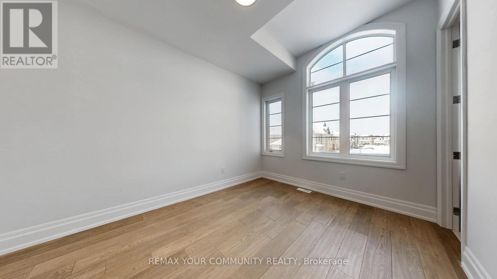 353 Somme Street, Woodstock, Ontario  N4T 0K3 - Photo 34 - X12805844