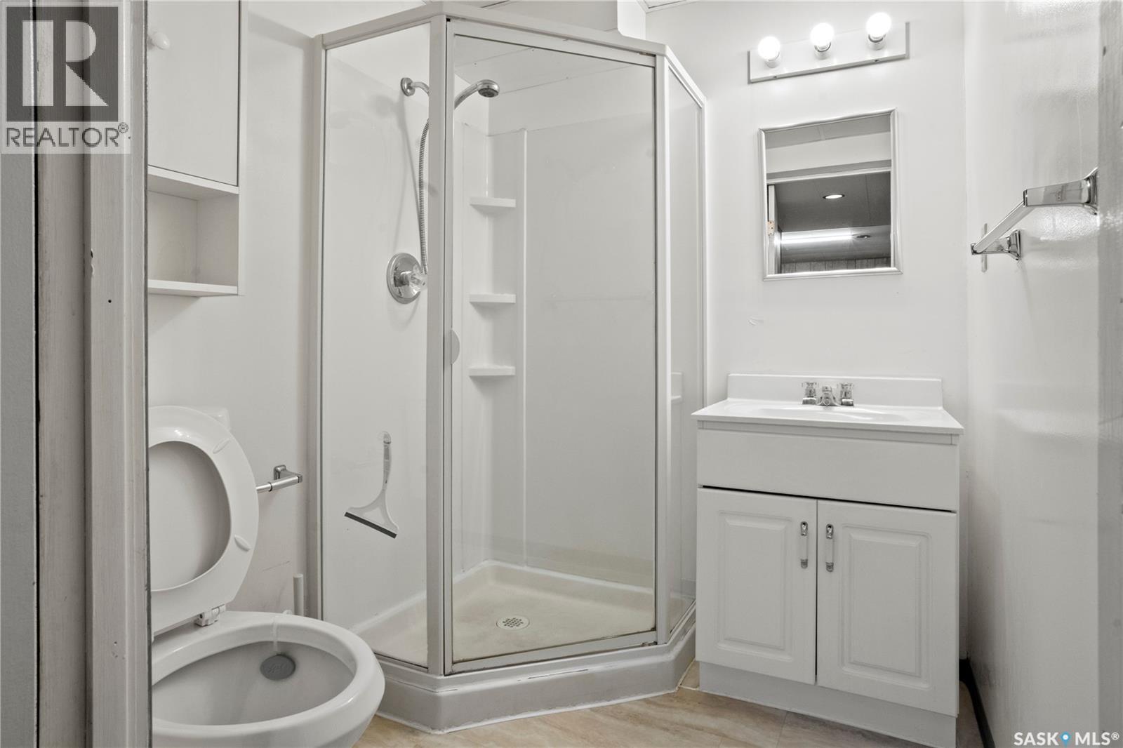 3814 Sherwood Drive, Regina, Saskatchewan  S4R 4A6 - Photo 24 - SK028853