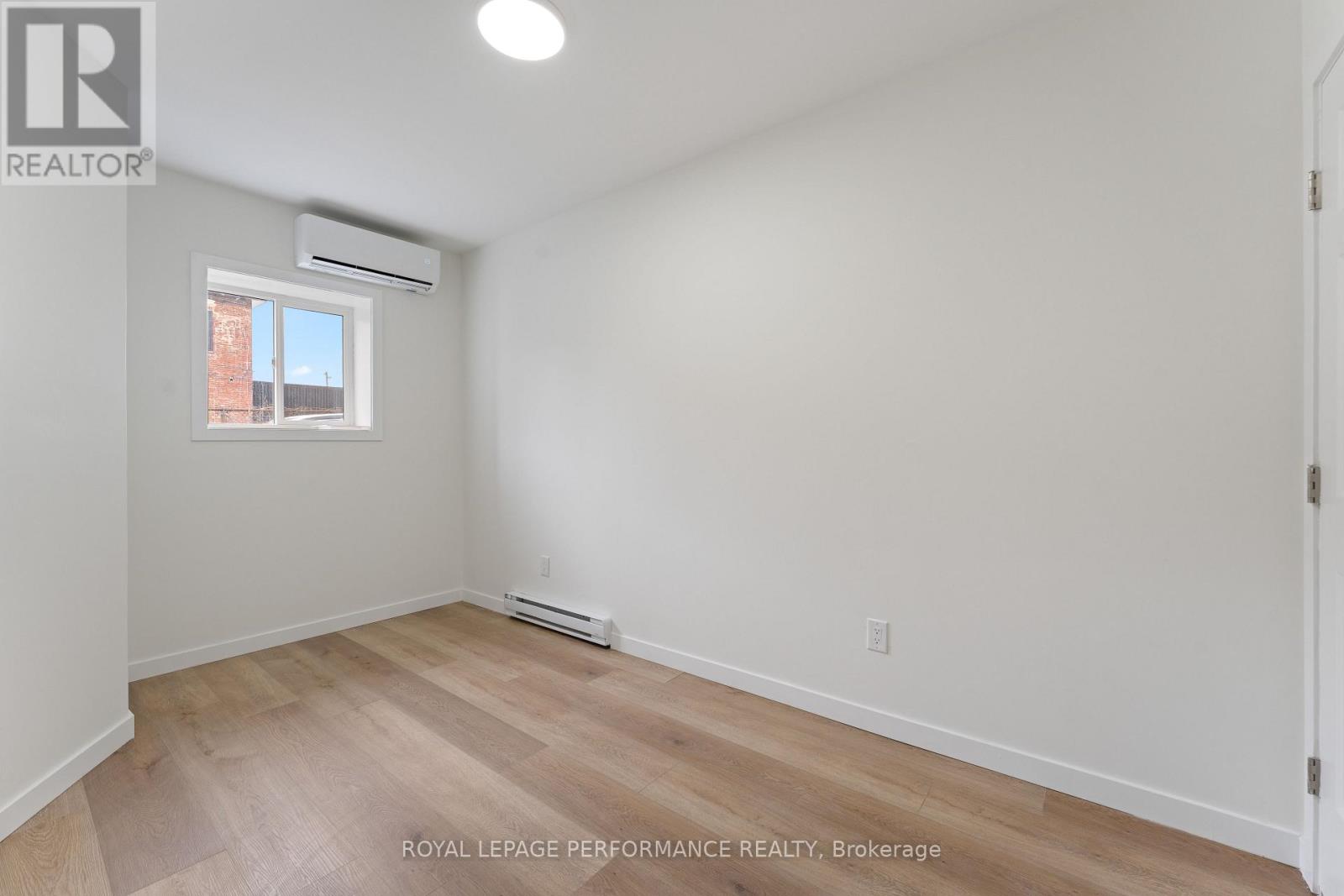 2 - 102 Sydney Street, Cornwall, Ontario  K6H 3H2 - Photo 9 - X12805940