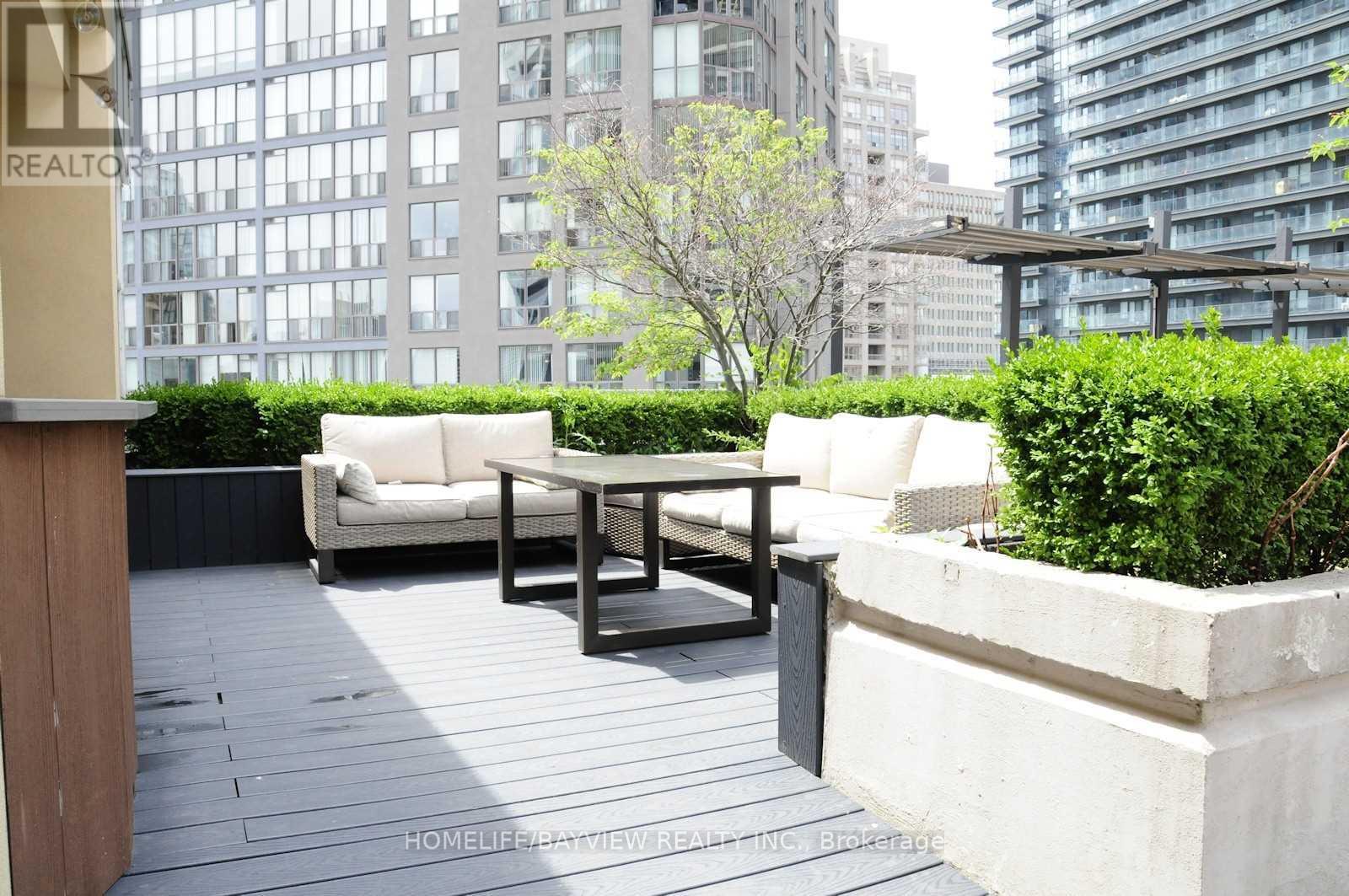 1201 - 11 St Joseph Street, Toronto, Ontario  M4Y 3G4 - Photo 12 - C12723298