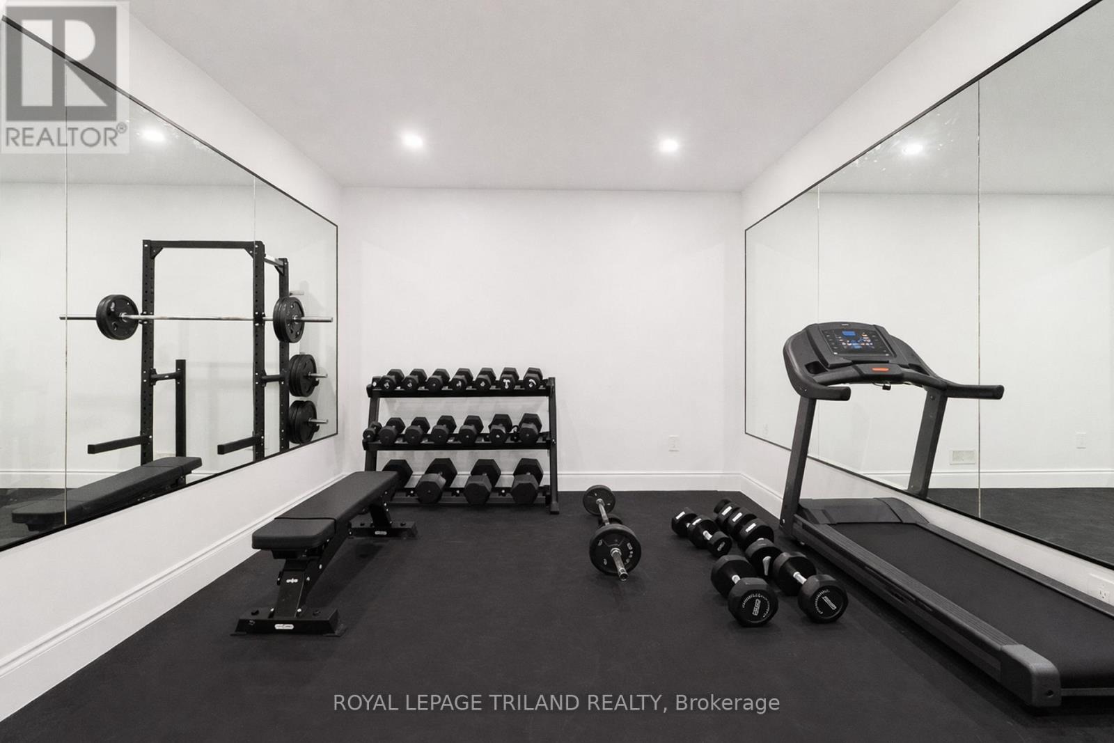 10175 Merrywood Drive, Lambton Shores, Ontario  N0M 1T0 - Photo 35 - X12681430