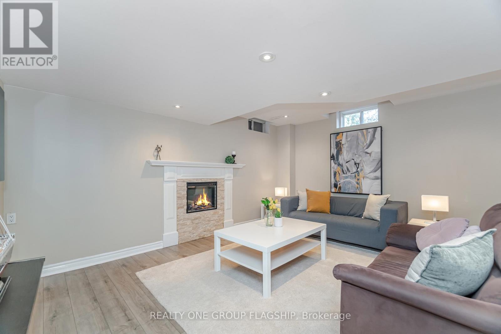 5871 Long Valley Road E, Mississauga, Ontario  L5M 6J5 - Photo 42 - W12586100