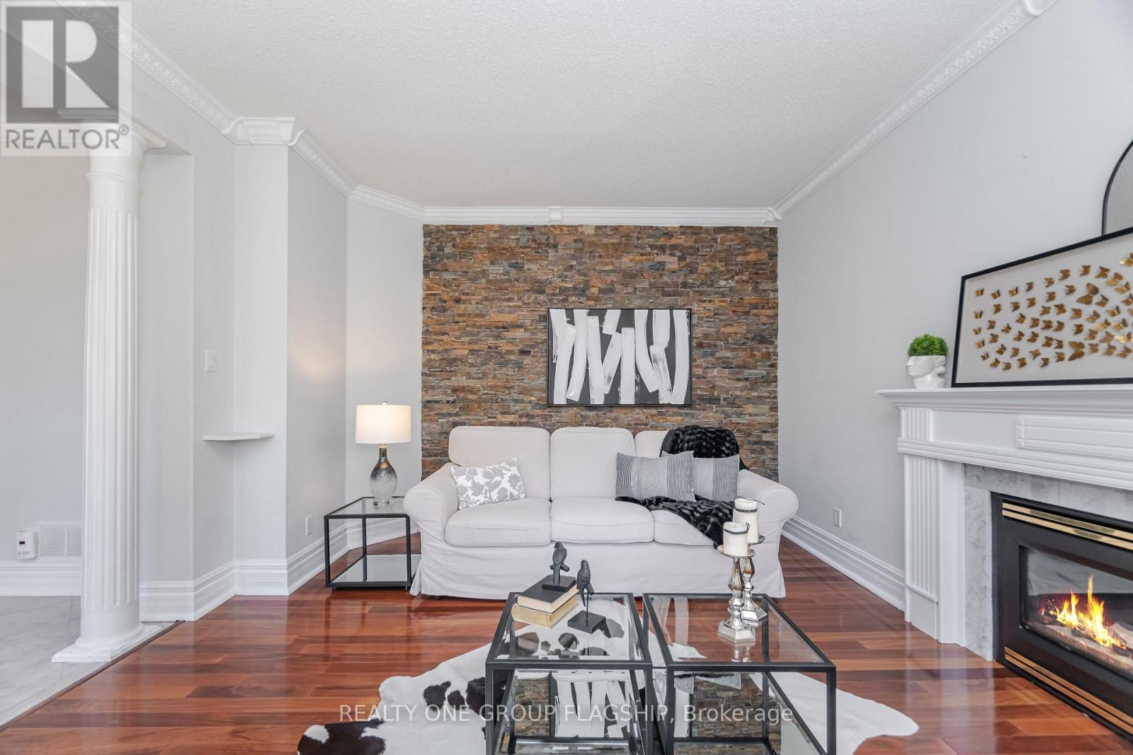 5871 Long Valley Road E, Mississauga, Ontario  L5M 6J5 - Photo 22 - W12586100