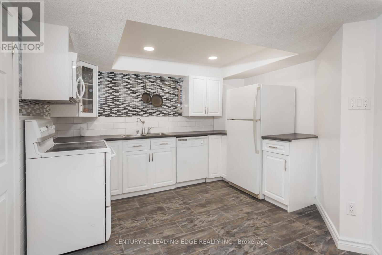 13 Gordon Court, Barrie, Ontario  L4N 7A4 - Photo 25 - S12793570