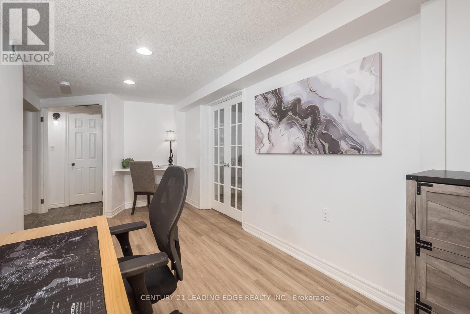 13 Gordon Court, Barrie, Ontario  L4N 7A4 - Photo 27 - S12793570