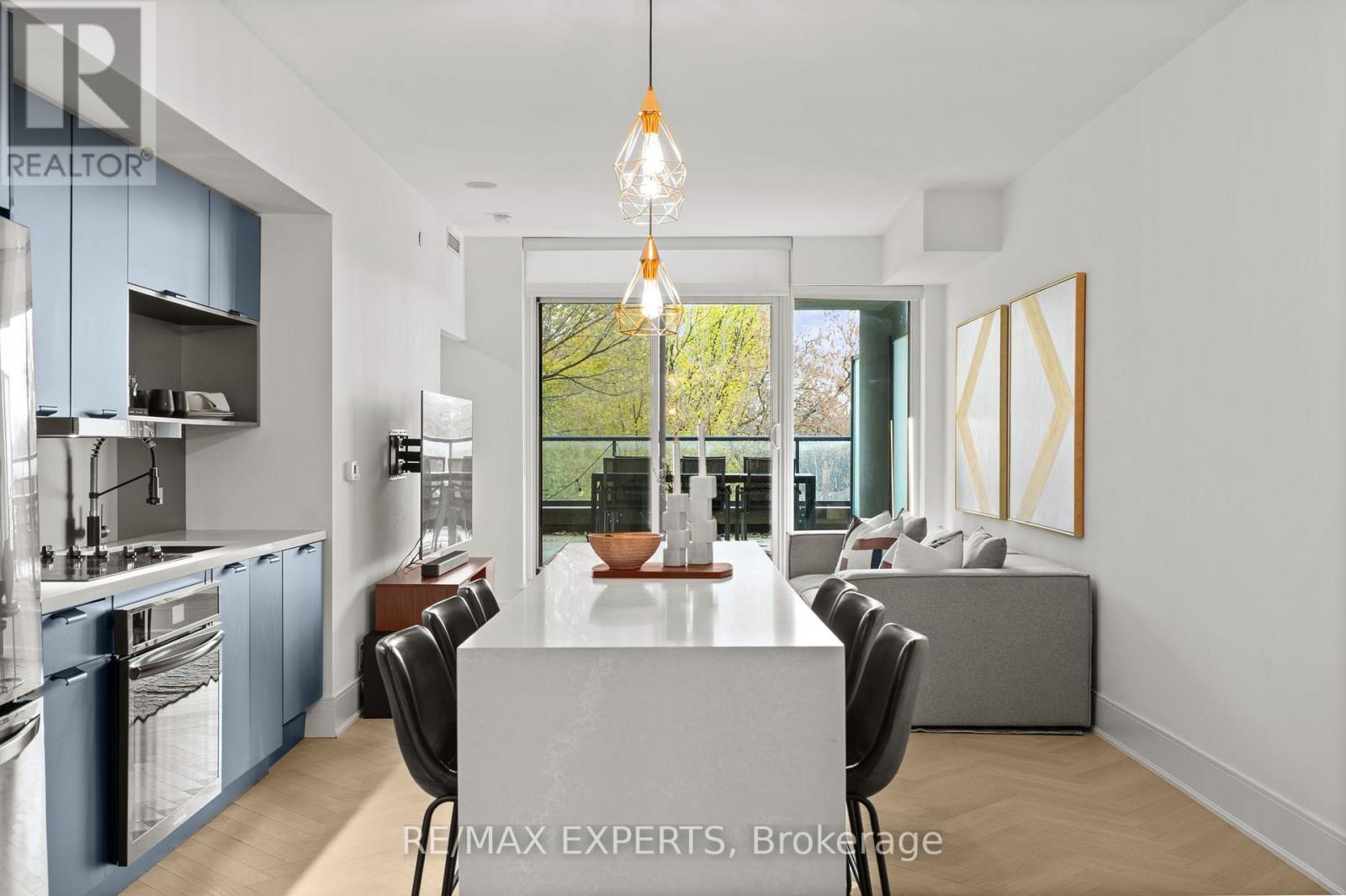 304 - 170 Chiltern Hill Road, Toronto, Ontario  M6C 0A9 - Photo 8 - C12764072