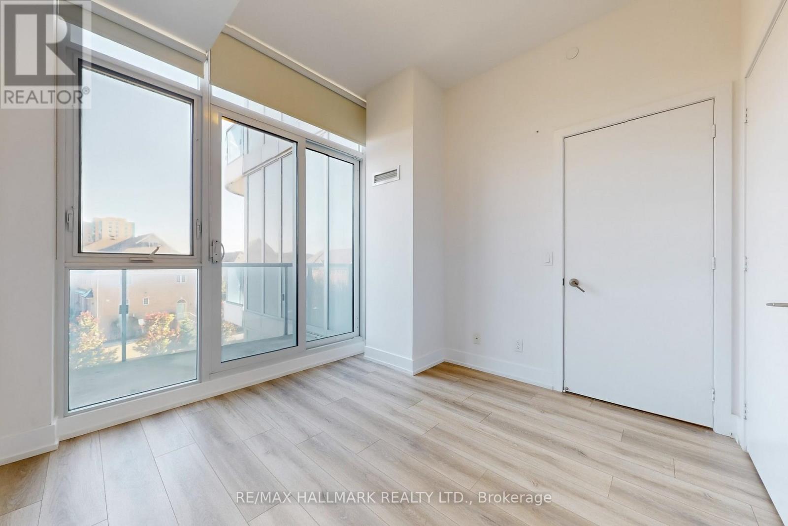 327 - 9471 Yonge Street, Richmond Hill, Ontario  L4C 0Z5 - Photo 18 - N12479594