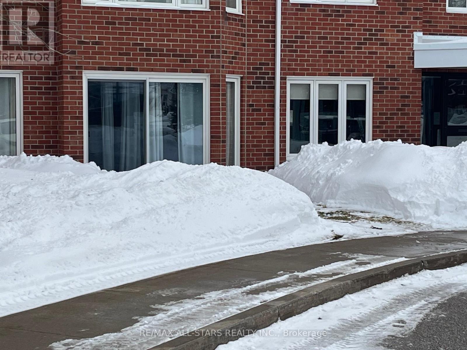 103 - 2 Heritage Way, Kawartha Lakes, Ontario  K9V 5P5 - Photo 16 - X12805964