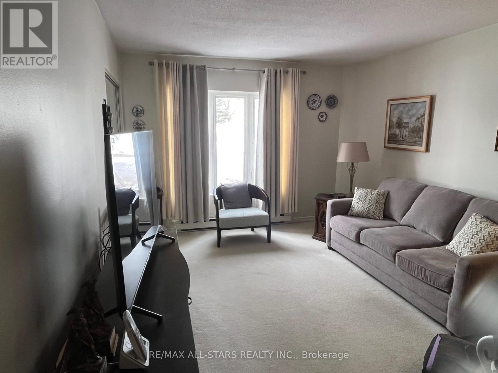 103 - 2 Heritage Way, Kawartha Lakes, Ontario  K9V 5P5 - Photo 7 - X12805964