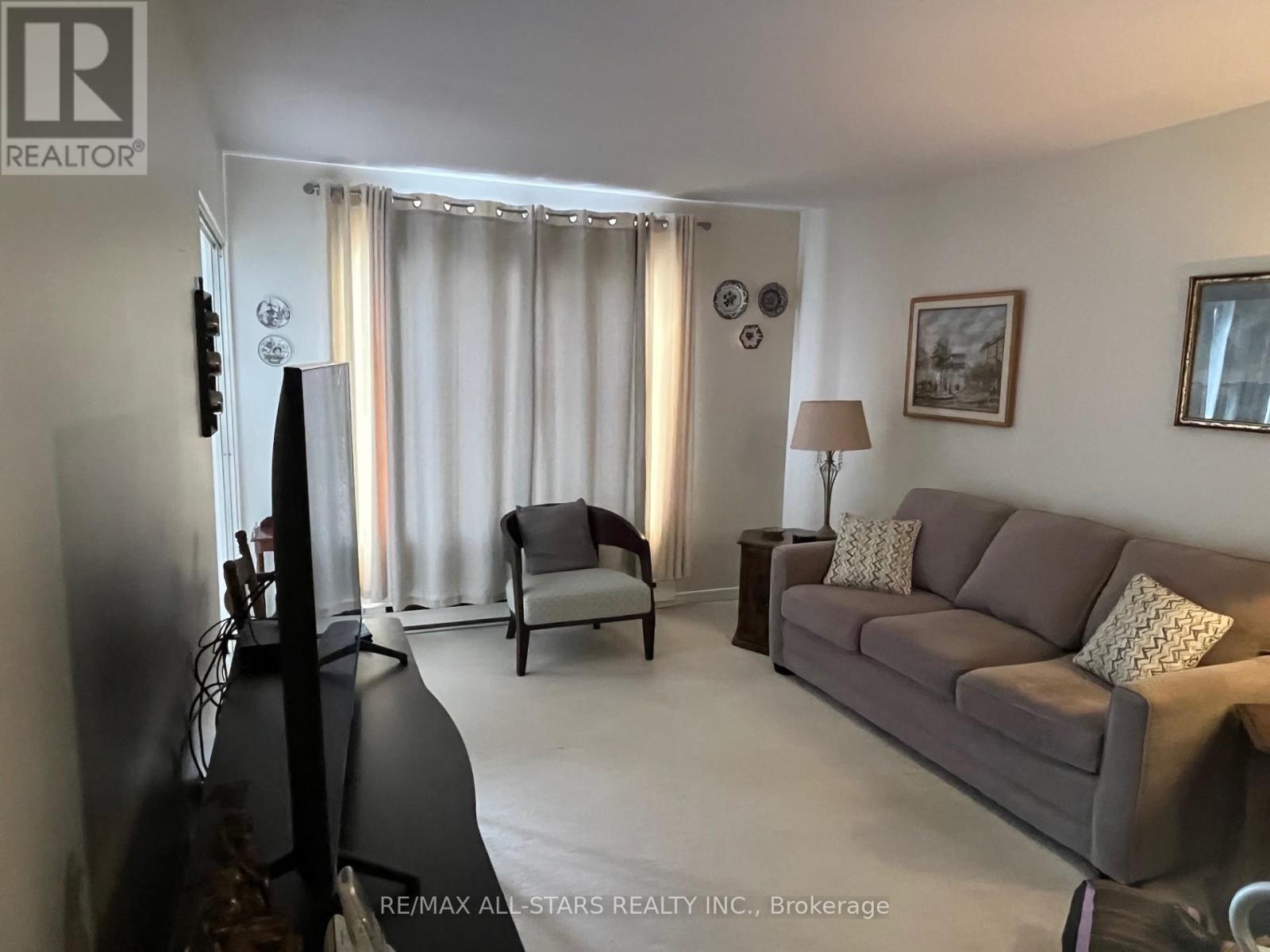 103 - 2 Heritage Way, Kawartha Lakes, Ontario  K9V 5P5 - Photo 8 - X12805964