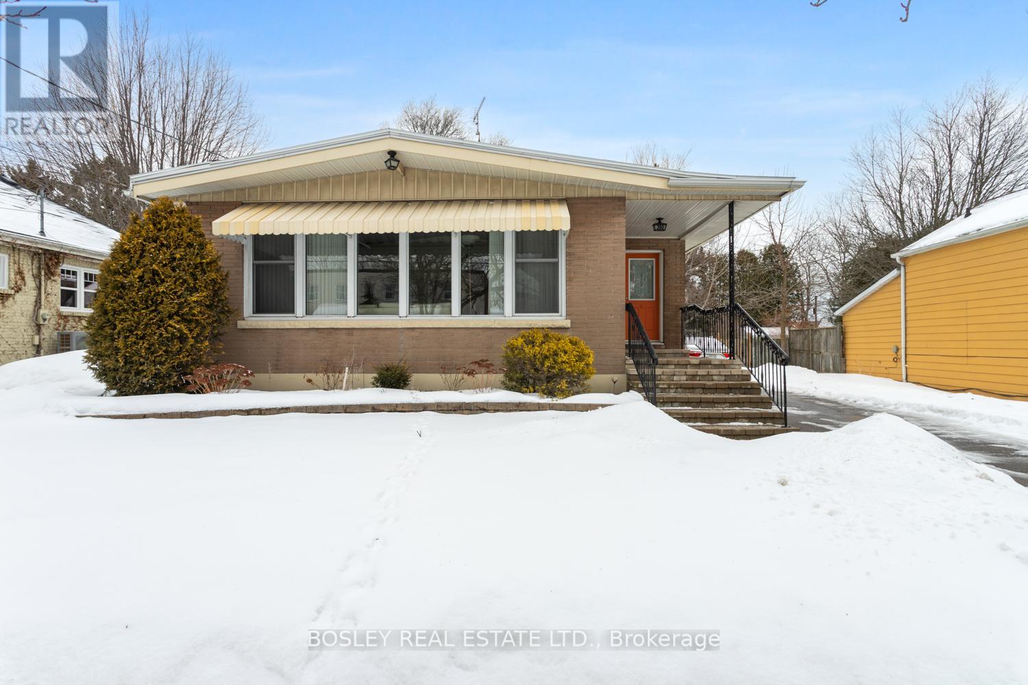 380 D'arcy Street, Cobourg, Ontario  K9A 4A5 - Photo 3 - X12805968