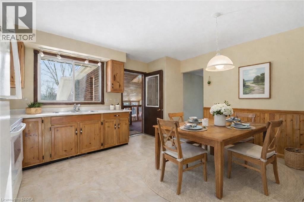 37 Victor Boulevard, St. George, Ontario  N0E 1N0 - Photo 10 - 40800273