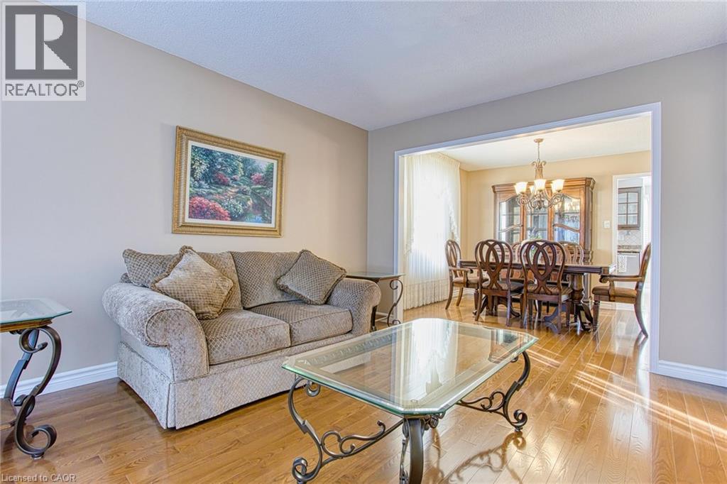 211 Rushdale Drive, Hamilton, Ontario  L8W 2Z5 - Photo 7 - 40805265