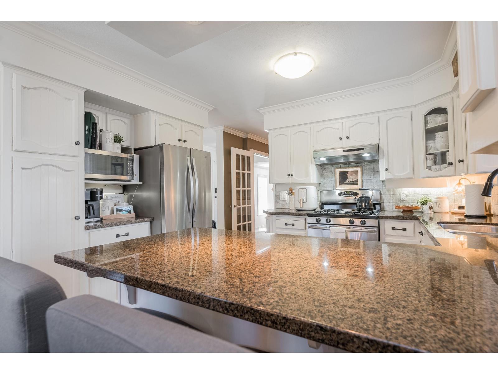 5532 181a Street, Surrey, British Columbia  V3S 7Z2 - Photo 13 - R3090726