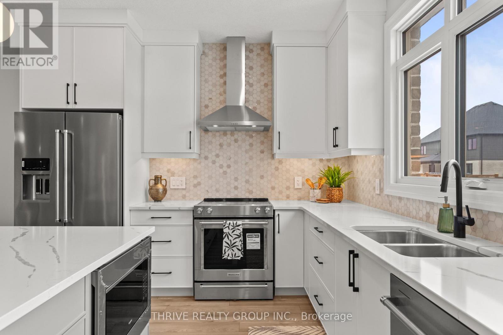 5 - 1061 Eagletrace Drive, London North (North S), Ontario  N6G 0T3 - Photo 13 - X12805920