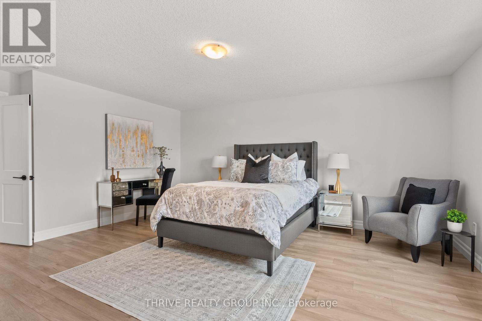 5 - 1061 Eagletrace Drive, London North (North S), Ontario  N6G 0T3 - Photo 28 - X12805920