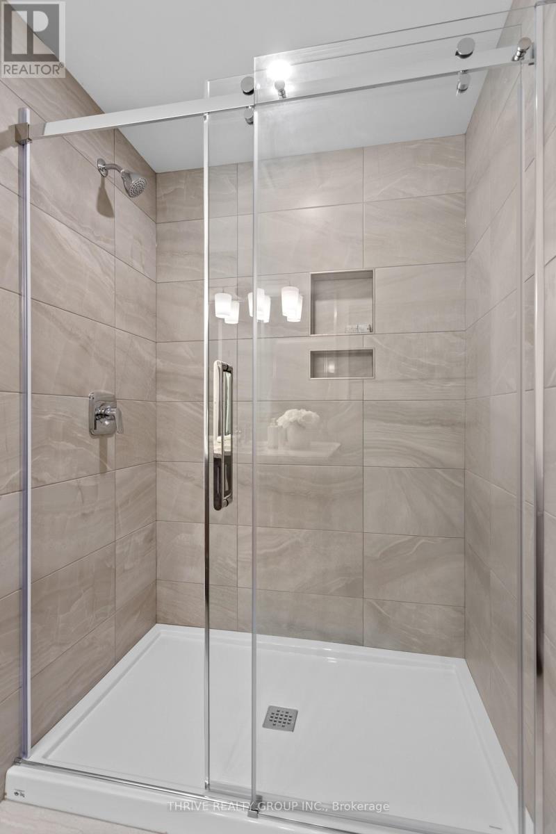 5 - 1061 Eagletrace Drive, London North (North S), Ontario  N6G 0T3 - Photo 45 - X12805920