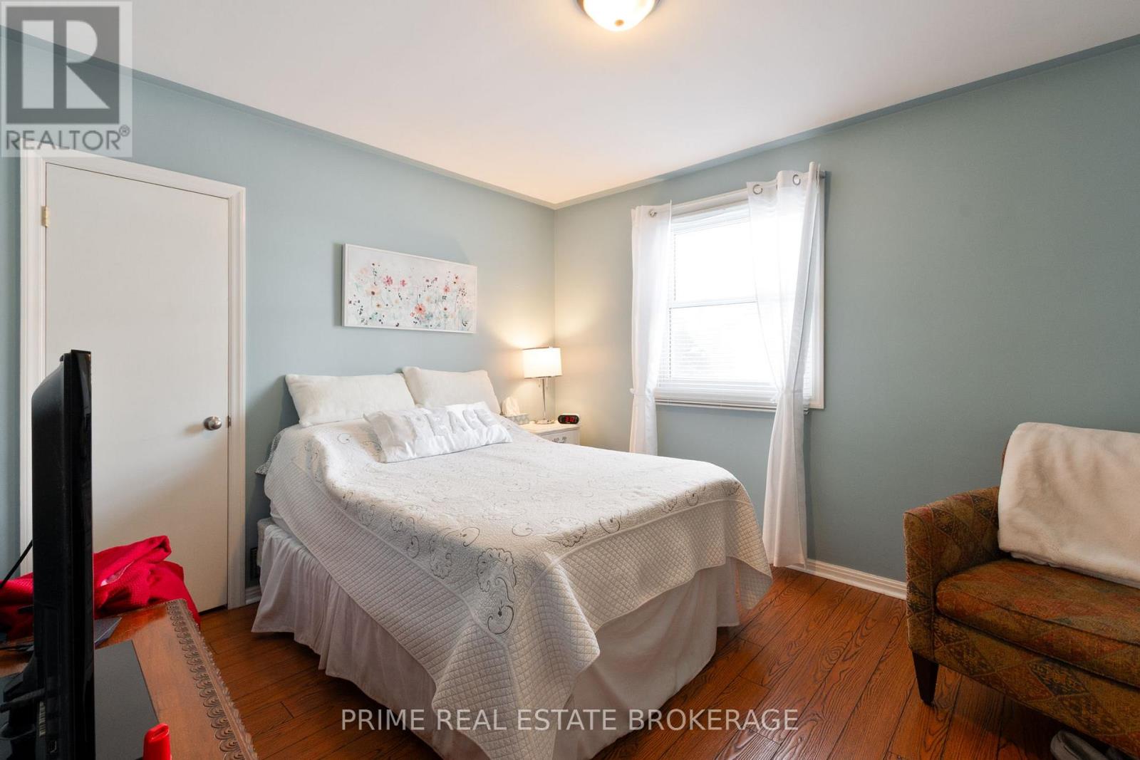 Photo 30 of 41 for 95 Elgin Street