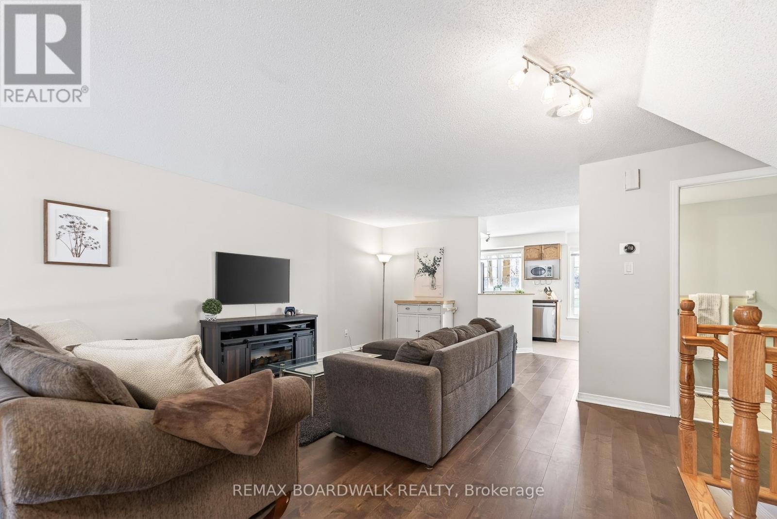 165 - 70 Edenvale Drive, Ottawa, Ontario  K2K 3N6 - Photo 7 - X12805916