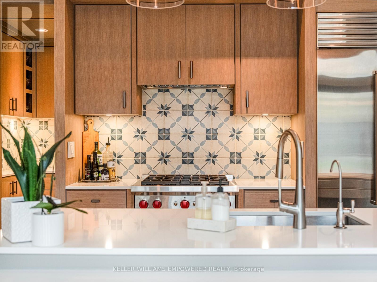 10 Webster Avenue, Toronto, Ontario  M5R 1N7 - Photo 13 - E12061045