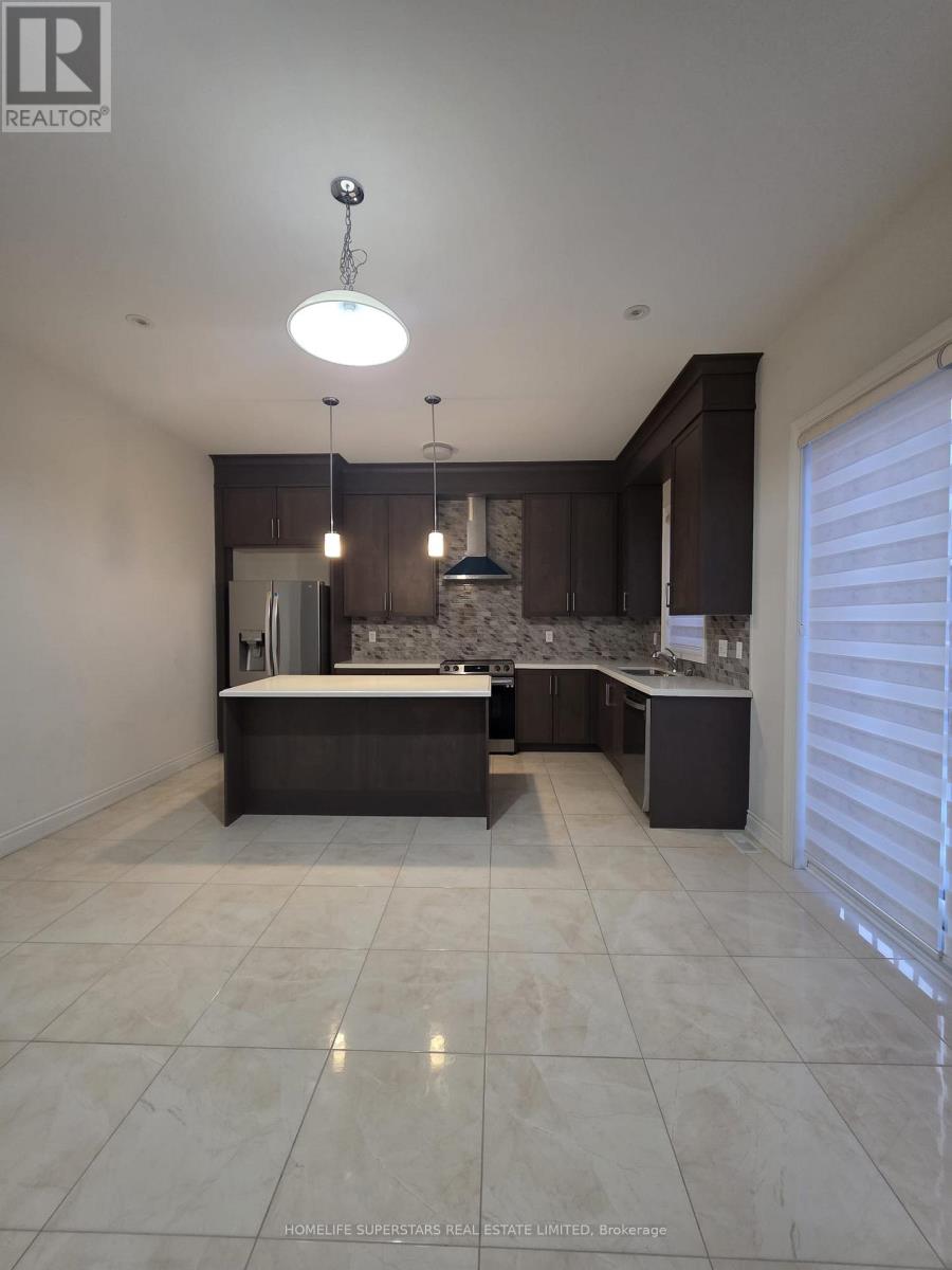 51 Jura Crescent, Brampton, Ontario  L6P 4R3 - Photo 3 - W12594766