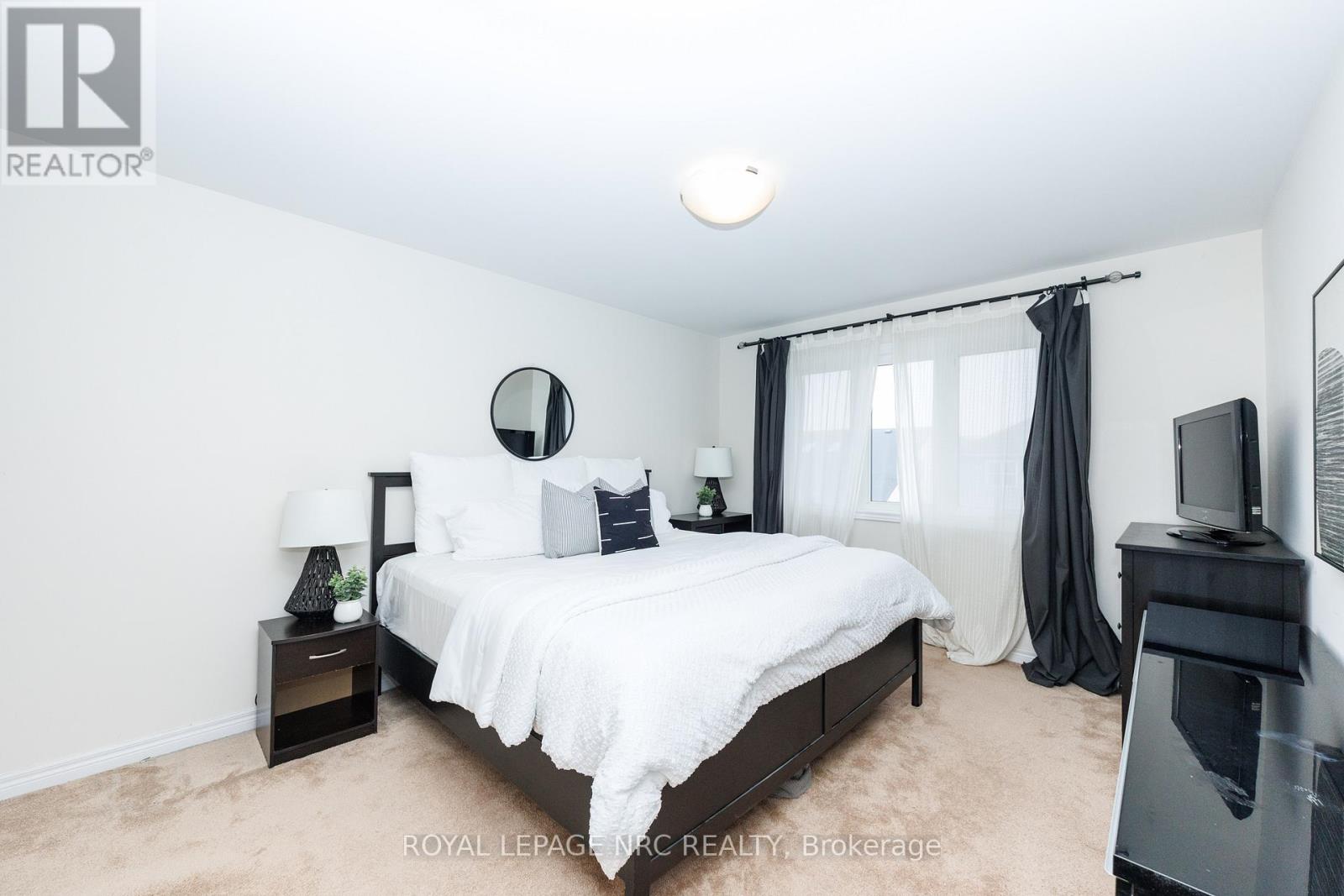 61 Haig Street, St. Catharines, Ontario  L2R 6K7 - Photo 15 - X12805888